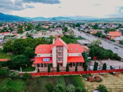 Pensiunea Octogon Пьятра-Нямц Экстерьер фото